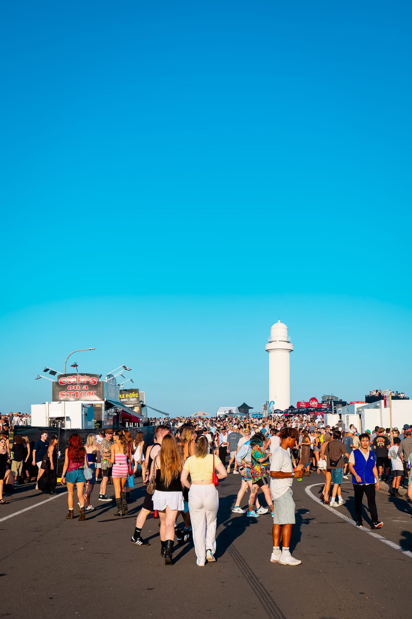 Eighty Artists, 150,000 Punters: Wollongong, Get Ready To Rock 3 Eighty Artists, 150,000 Punters: Wollongong, Get Ready To Rock